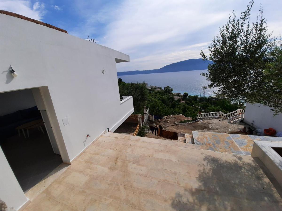 Flower Hill Vlorë Buitenkant foto