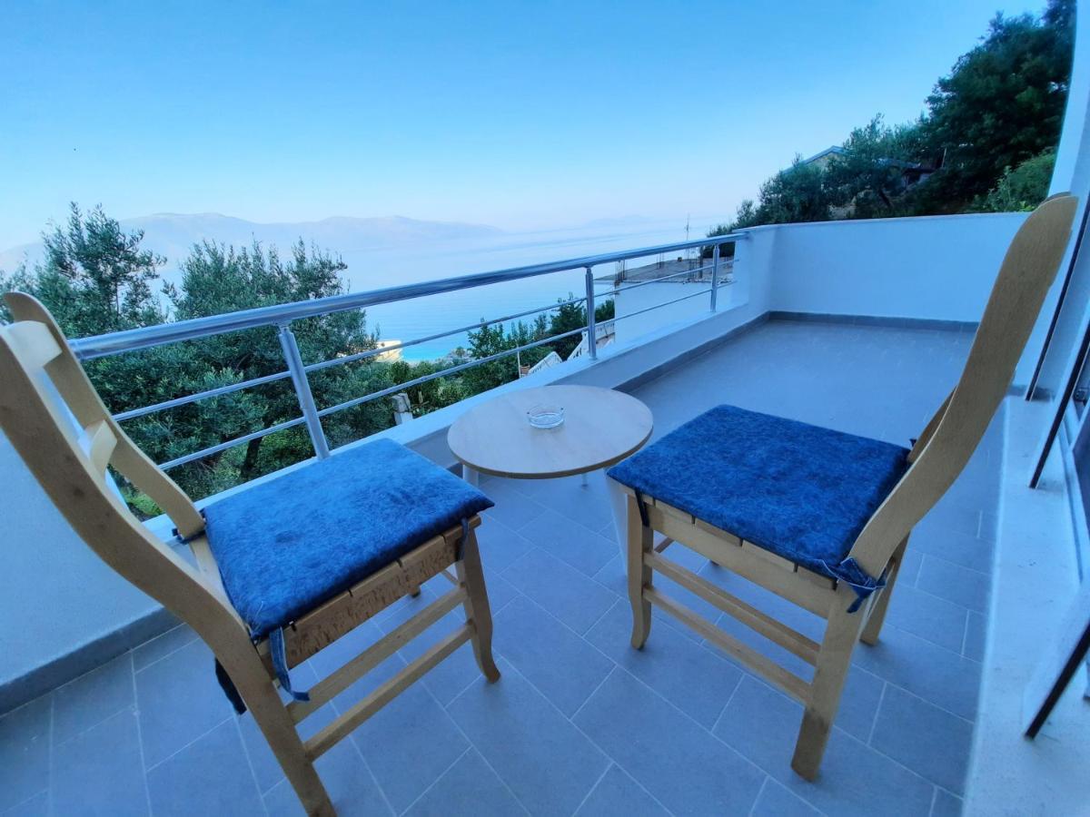 Flower Hill Vlorë Buitenkant foto