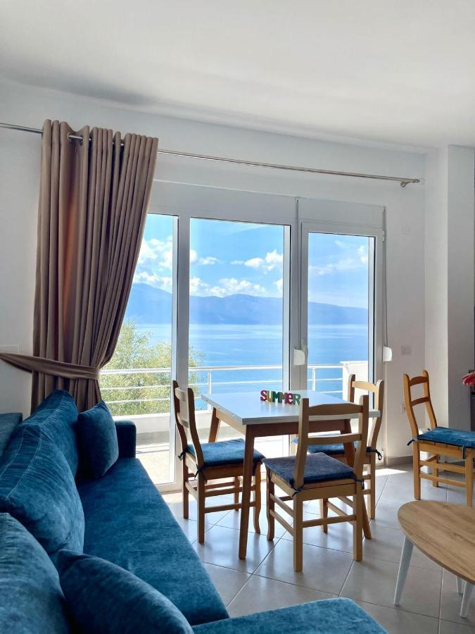 Flower Hill Vlorë Buitenkant foto